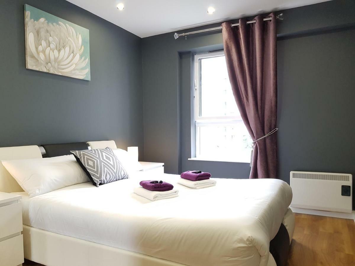 Glasgow'S Modern & Stylish 3 Bedroom Aparment Exterior foto